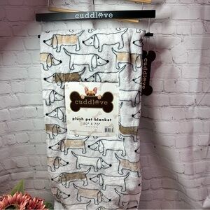 Cuddlove Plush Pet Blanket 50x70" throw dachshund doxen doodles NEW cozy comfy